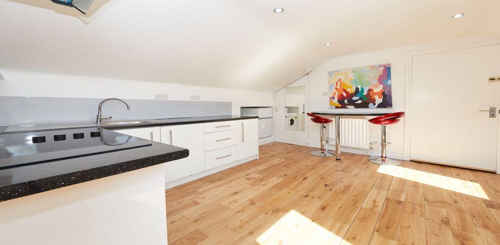 			LET, Studio Apartment, 1 bath, 1 reception Studio			 Quex Road, WEST HAMPSTEAD